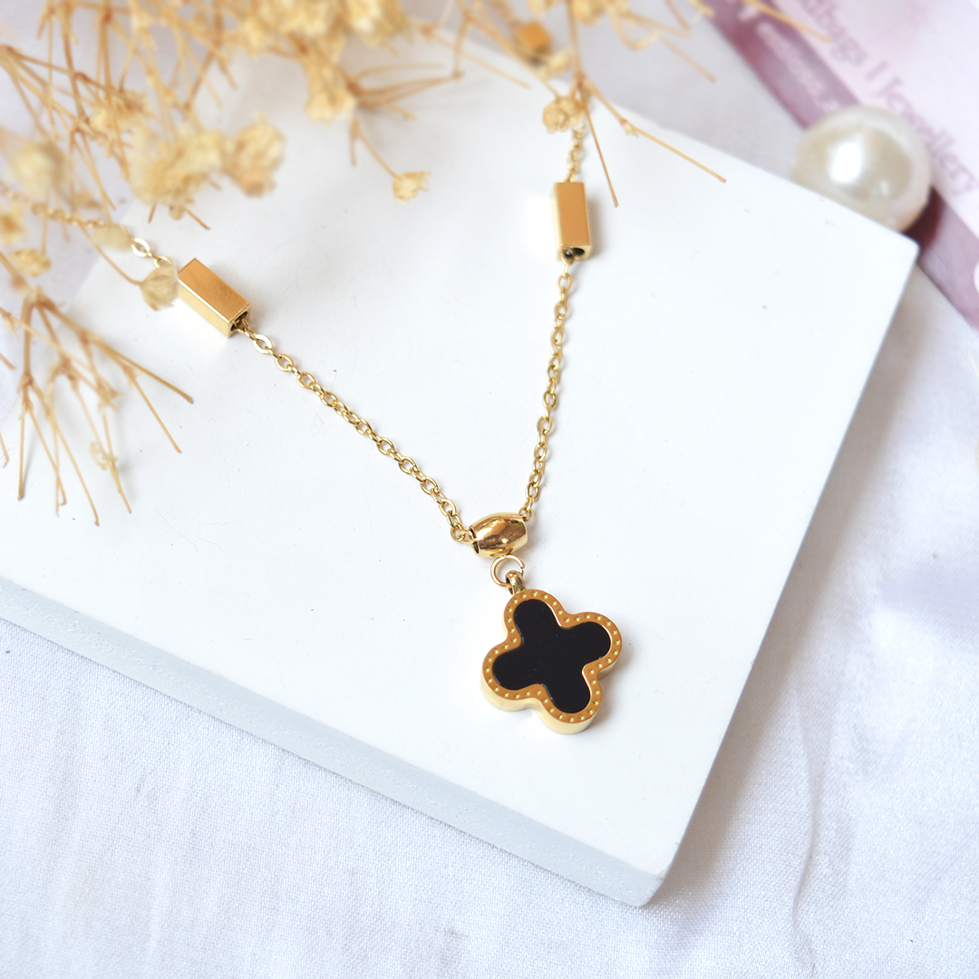 Reversible Clover Blossom Pendant