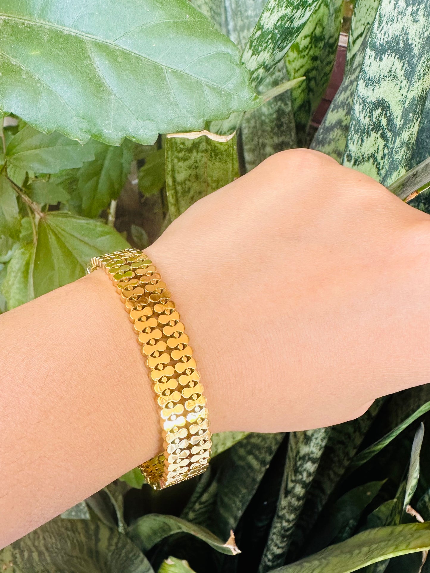 Bold Brilliance Bangle