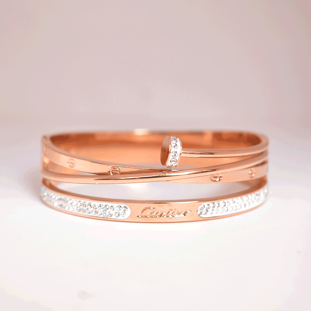 Sparkling broad Bangle