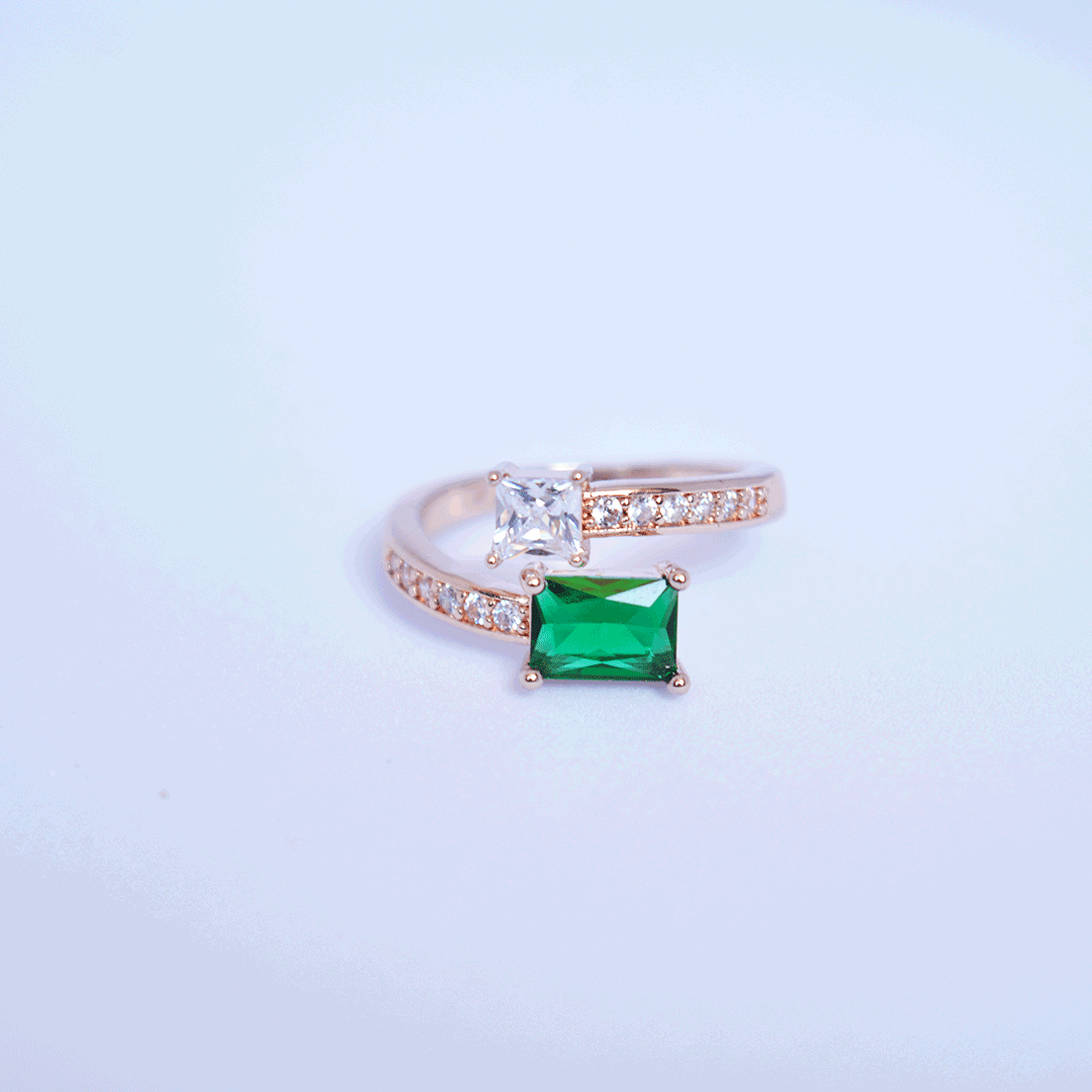 Emerald Diamond ring