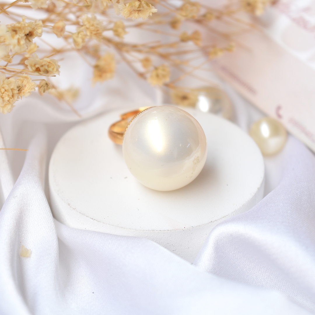 Adjustable Pearl Ring