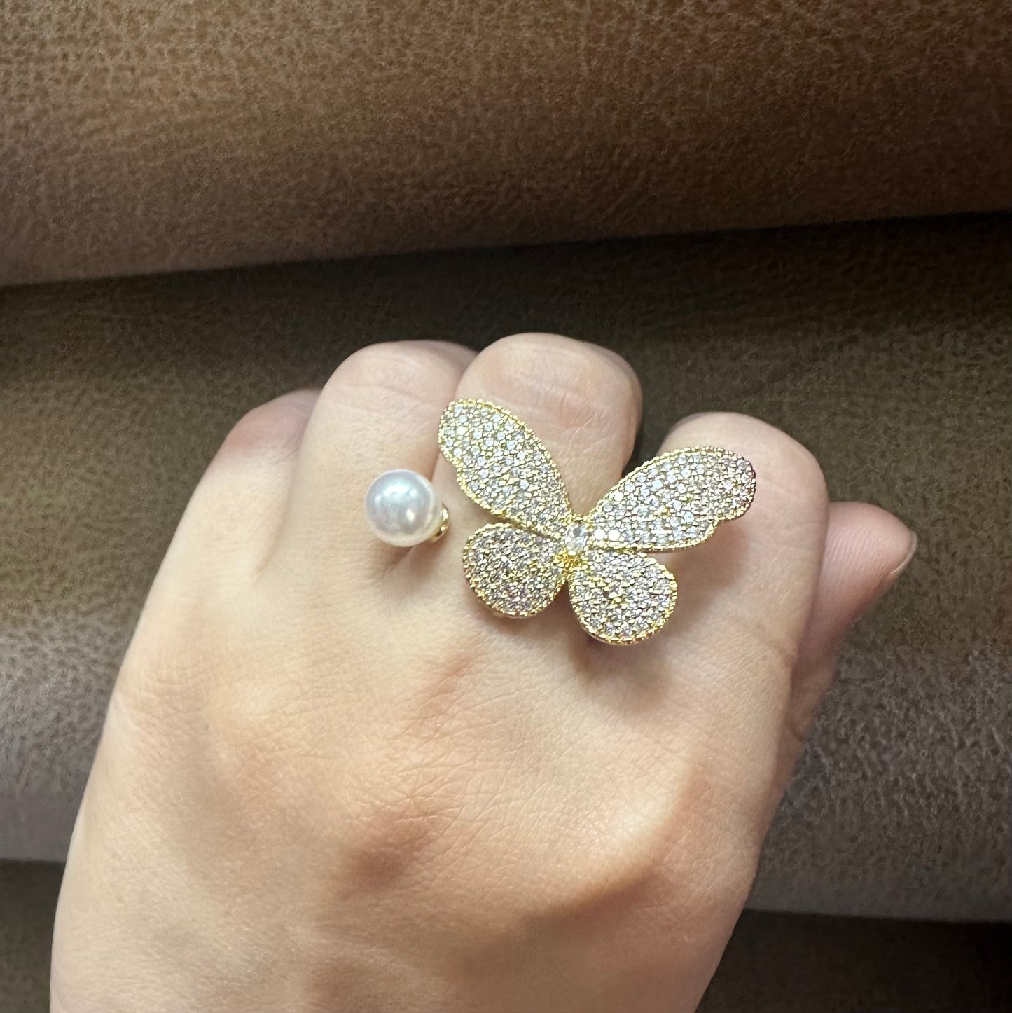 Butterfly pearl ring