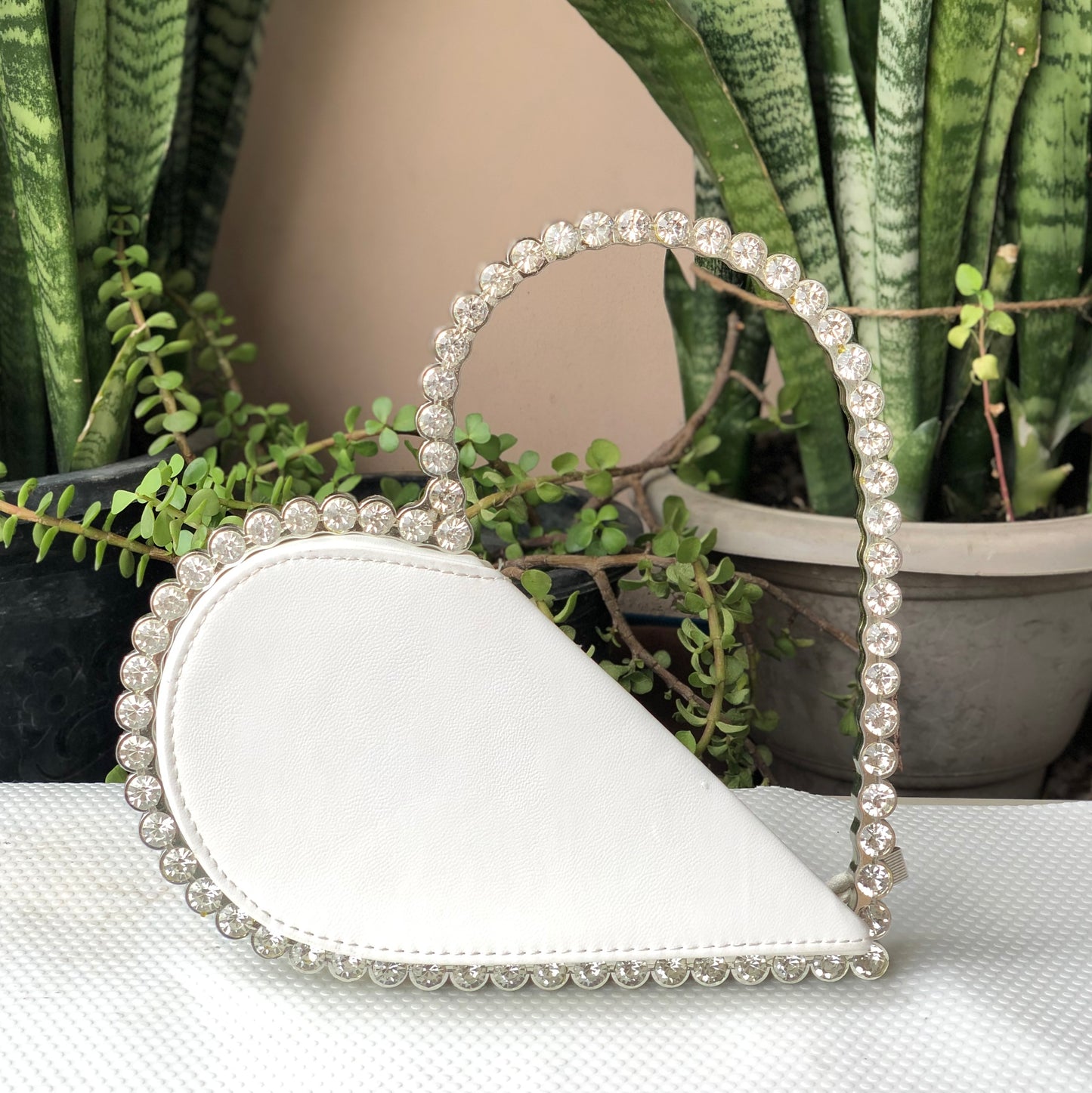 HEART RHINESTONE WRISTLET